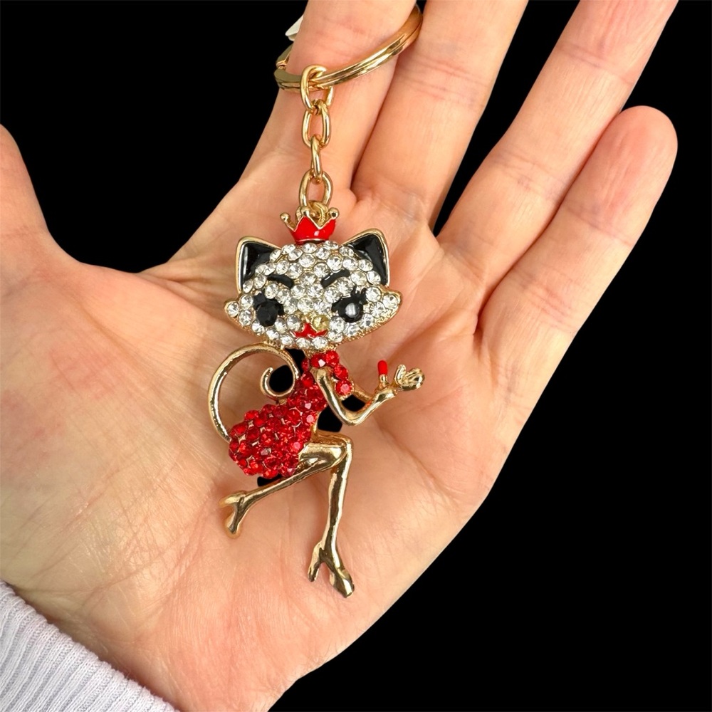 Sassy Cat Keychain or purse charm gold tone with rhinestones 5” - Picture 7 of 7